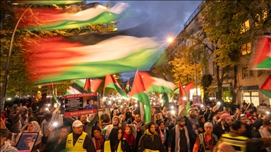 "معا من أجل غزة".. آلاف الألمان يتضامنون مع فلسطين وسط برلين