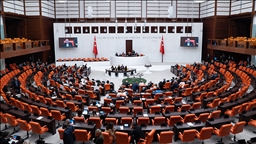 TBMM Genel Kurulu, trafik cezalarının artırılmasına yönelik düzenlemeleri de içeren kanun teklifini görüşecek