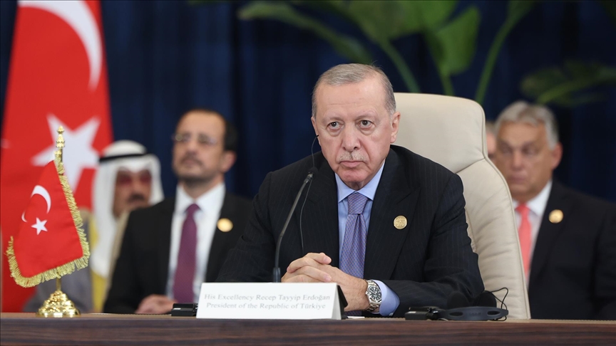 Cumhurbaşkanı Erdoğan "Şarm el-Şeyh Anlaşması"nın imza törenine katıldı