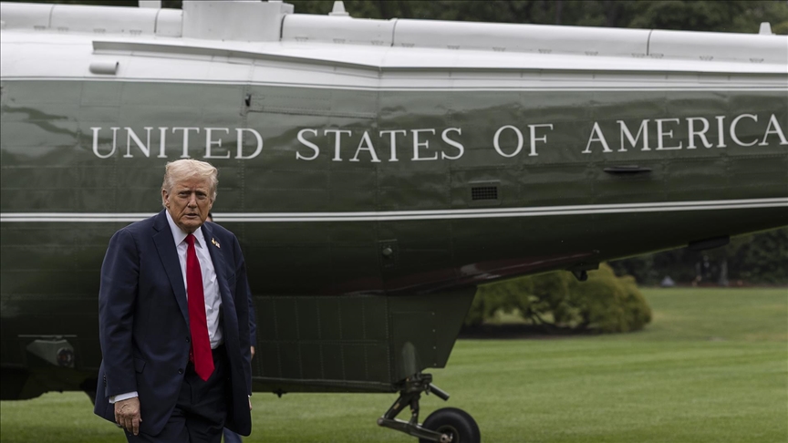 Trump, Gazze’de yürürlüğe giren ateşkes için İsrail ve Mısır’a gitmek üzere Beyaz Saray’dan ayrıldı