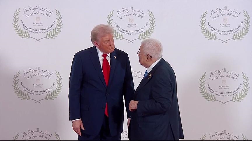 قمة شرم الشيخ.. ترامب وعباس يتبادلان الأحاديث الجانبية