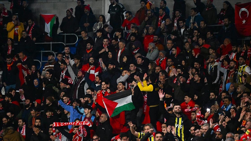 Filistinli çocuklar, Türkiye-Gürcistan maçını tribünden izleyecek