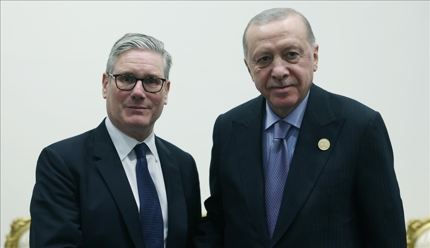 Presidenti Erdoğan takon kryeministrin britanik Starmer në Egjipt