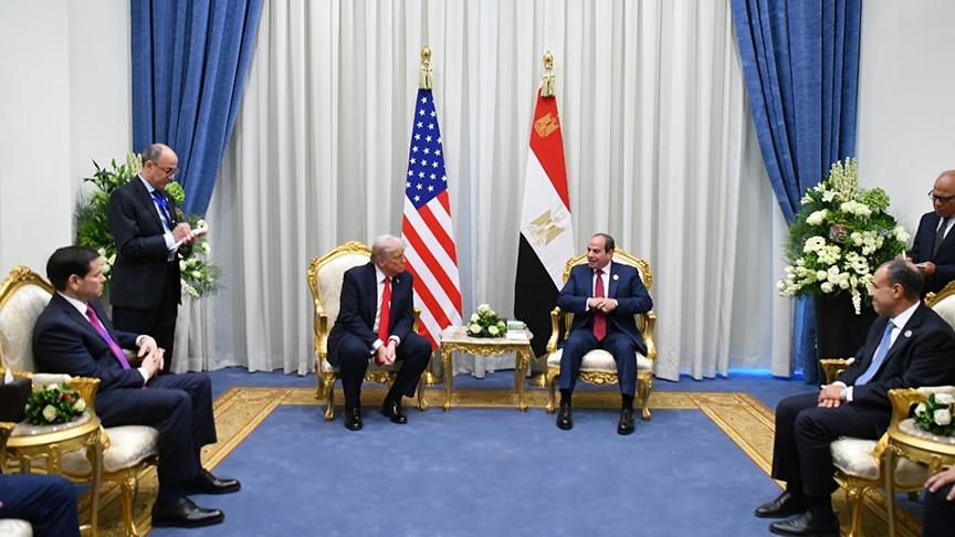 السيسي يطلب دعم ترامب في مؤتمر إعادة إعمار غزة