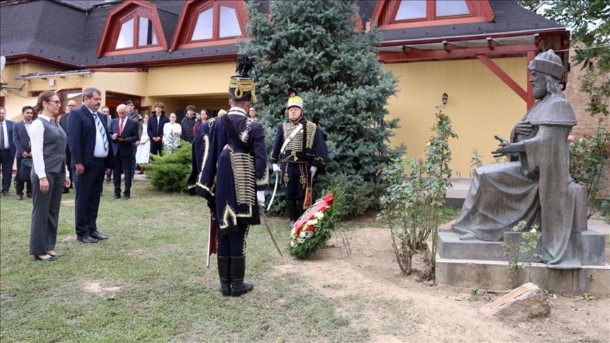 Macaristan'ın Törökkoppany kasabasındaki tarihi Türk hamamı, Türk-Macar Dostluk Parkı haline getirildi