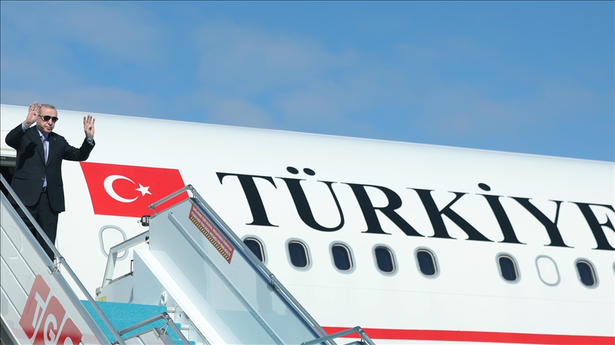 Erdoğan niset drejt Egjiptit për të marrë pjesë në Samitin e paqes për armëpushimin në Gaza
