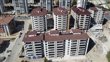 Elazığ'da 1216 depremzede aile "Yerinde Dönüşüm Projesi" kapsamında yapılan evlerine yerleşti
