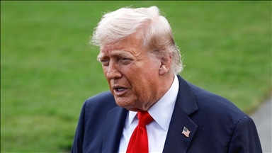 Trump sebut 'perang telah berakhir' saat bertolak ke Israel dan Mesir sebelum KTT gencatan senjata Gaza