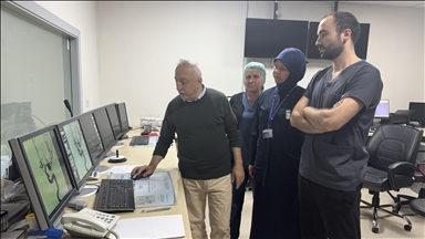 Beynindeki "dev anevrizma"dan kapalı yöntem ameliyatla kurtuldu