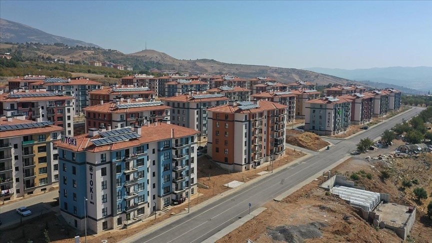 Deprem bölgesinin ayağa kalkması için oluşturulan Afet Yeniden İmar Fonu faaliyete geçti
