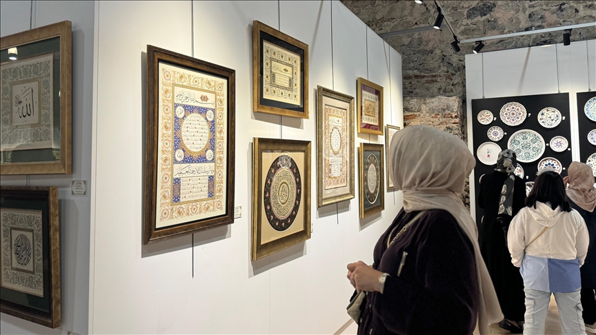 "Devr-i Tezyin Tezhip-Çini Sergisi" sanatseverlerle buluştu