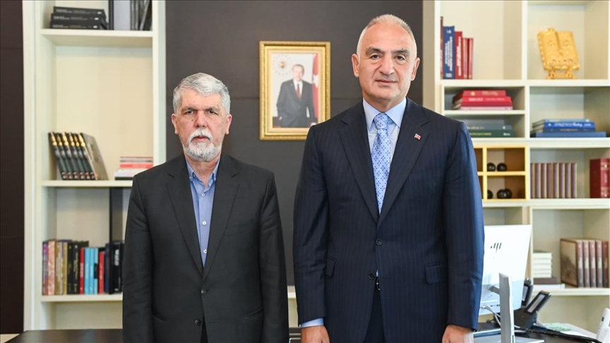 دیدار وزیر فرهنگ و گردشگری ترکیه با وزیر فرهنگ و ارشاد ایران در آنکارا