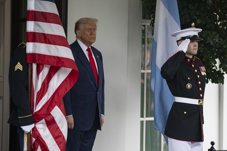 Trump accuse la Chine de boycotter le soja américain et menace de prendre des mesures de rétorsion