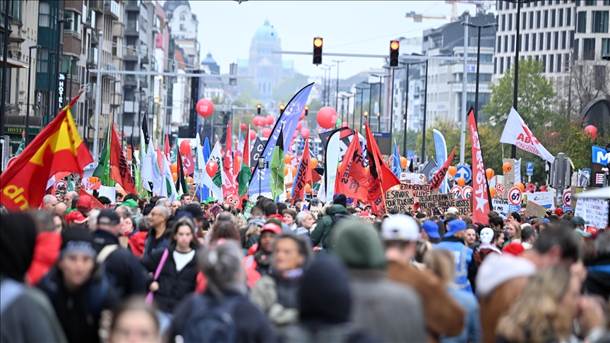 Thousands take to streets of Brussels as national strike causes major disruptions