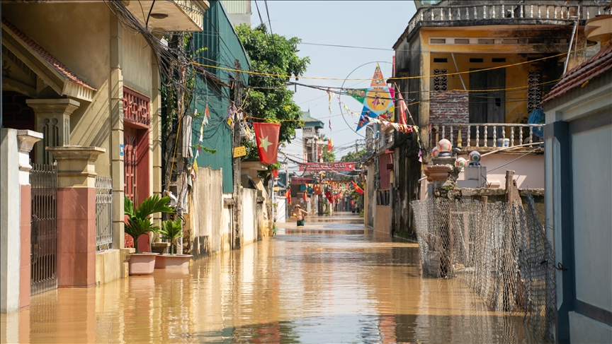 Australia announces $1.95M in humanitarian assistance for Vietnam after destruction from typhoons