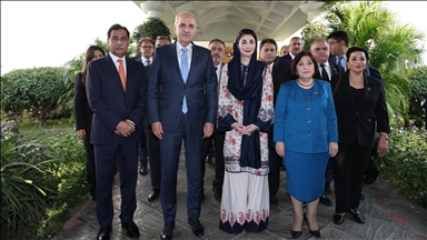 TBMM Başkanı Kurtulmuş, Pakistan'ın Pencap Eyaleti Başbakanı Şerif ile görüştü