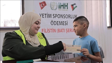 "الإغاثة الإنسانية" التركية تدعم أكثر من 26 ألف يتيم بفلسطين