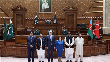 TBMM Başkanı Kurtulmuş, Pakistan'da Pencap Eyalet Meclisi'ni ziyaret etti