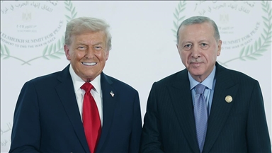 Трамп: Турскиот претседател Ердоган може да помогне во завршувањето на војната меѓу Русија и Украина