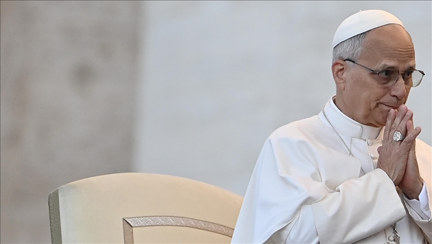 Pope sends antibiotics to Gaza as aid resumes
