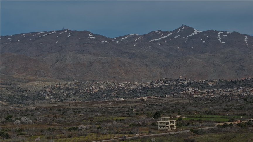 Tentera Israel serbu kawasan pedalaman di selatan Syria Tentera Israel serbu kawasan pedalaman di selatan Syria