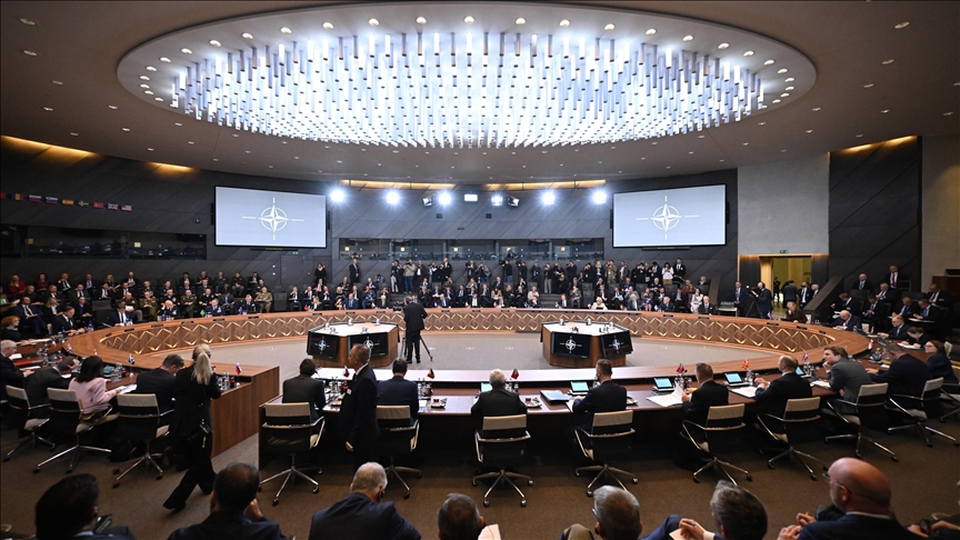 NATO Savunma Bakanları, bölgesel güvenlik konularını görüşmek üzere Brüksel'de toplandı