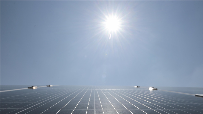 Cambridge scientists discover new material that could revolutionize solar power