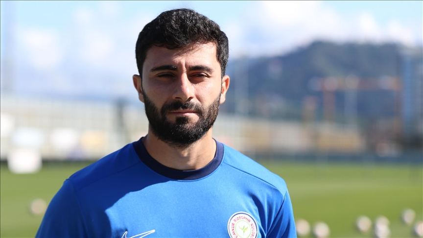 Çaykur Rizesporlu futbolcu Emrecan Bulut'tan Trabzonspor maçı açıklaması: Kazanmak istiyoruz