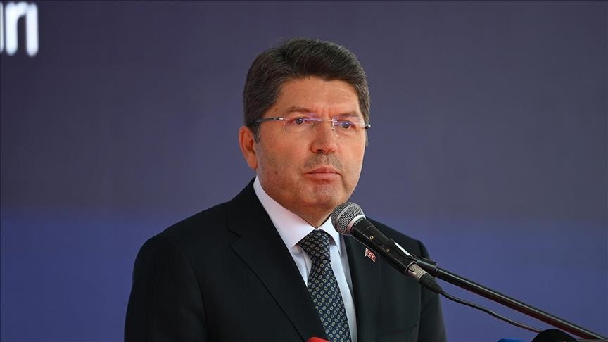Wezîrê Edaletê Tunç der barê lêpirsîna der heqê mirina Rojîn Kabaîşê da daxuyanî da