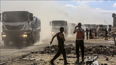 UN humanitarian chief urges Israel to allow massive surge of aid into Gaza