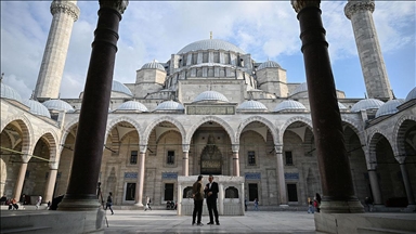 Süleymaniye Cami ve Külliyesi 468 yıldır ihtişamını koruyor