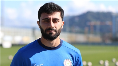 Çaykur Rizesporlu futbolcu Emrecan Bulut'tan Trabzonspor maçı açıklaması: Kazanmak istiyoruz