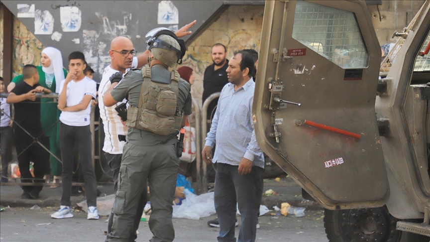 الجيش الإسرائيلي يعتقل 24 فلسطينيا في الضفة