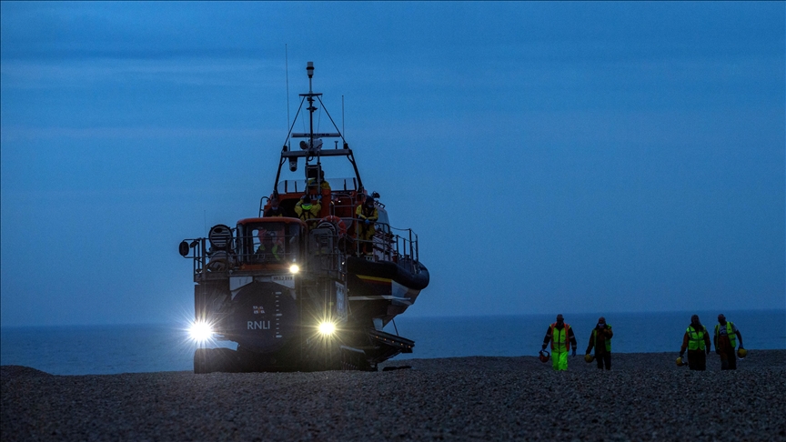 UK border chief frustrated at slow French action on migrant boats