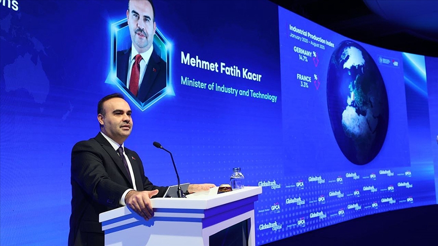 Bakan Kacır: Orta-yüksek ve yüksek teknoloji ihracatımız, geçen yıl 101 milyar dolara çıktı