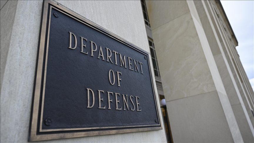 Pentagon'un yeni basın kurallarını reddeden gazeteciler, bakanlık binasındaki ofislerini boşaltıyor