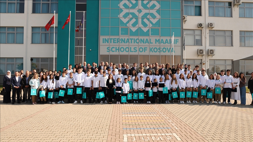 Shkollat Ndërkombëtare Maarif të Kosovës shpërblyen nxënësit e dalluar