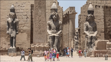 معبد الأقصر.. سر فرعوني مقدس بين مواكب الليل والنهار
