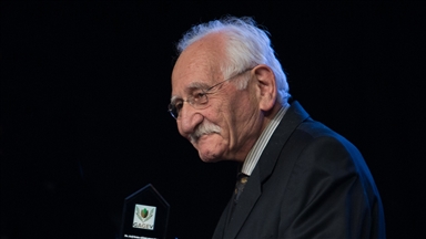 Oyuncu Arif Erkin Güzelbeyoğlu vefat etti
