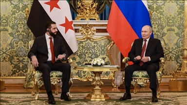Rusija kaže da nema šta saopćiti o izručenju Assada nakon razgovora Putina i Sharae