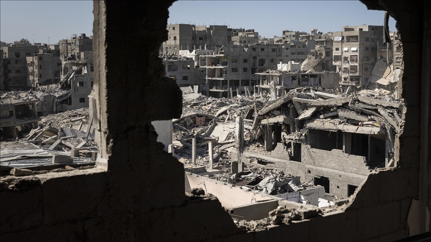 Gruaja nga Gaza që u kthye në shtëpinë e saj të shkatërruar  e përshkroi skenën me  Epokën e Gurit 