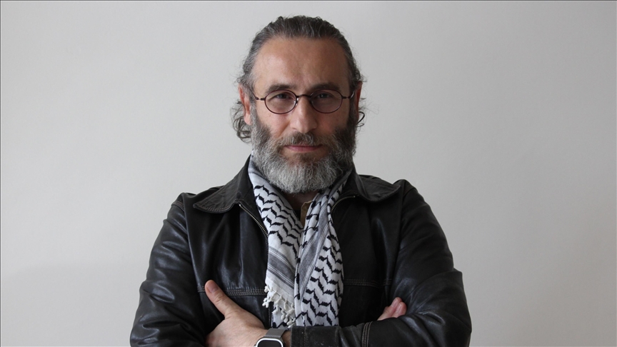 Oyuncu Ali Nuri Türkoğlu'ndan sanat camiasına "Gazze" çağrısı