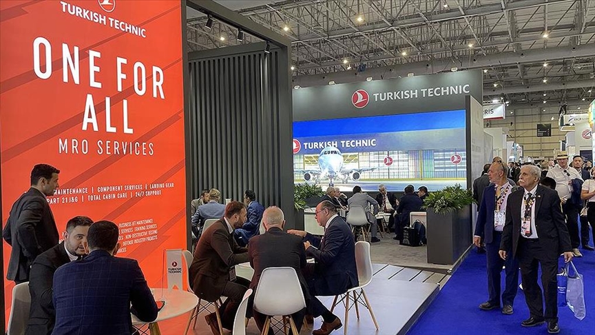 Turkish Technic, LOT Polish Airlines ink deal for base maintenance services