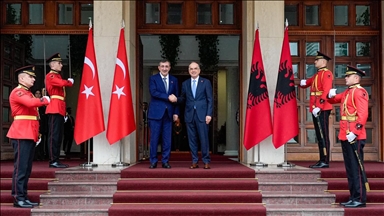 Cumhurbaşkanı Yardımcısı Yılmaz, Arnavutluk Cumhurbaşkanı Begaj tarafından kabul edildi