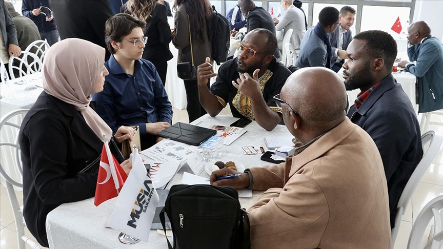 Sakaryalı ve Afrikalı iş insanları ikili ticaret görüşmesi yaptı