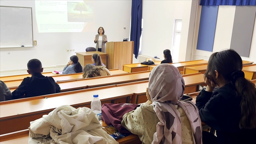 Üniversite öğrencileri ormanların "ruhuna" dokunacak