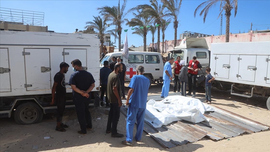غزة تتسلم جثامين 15 فلسطينيًا من إسرائيل عبر الصليب الأحمر
