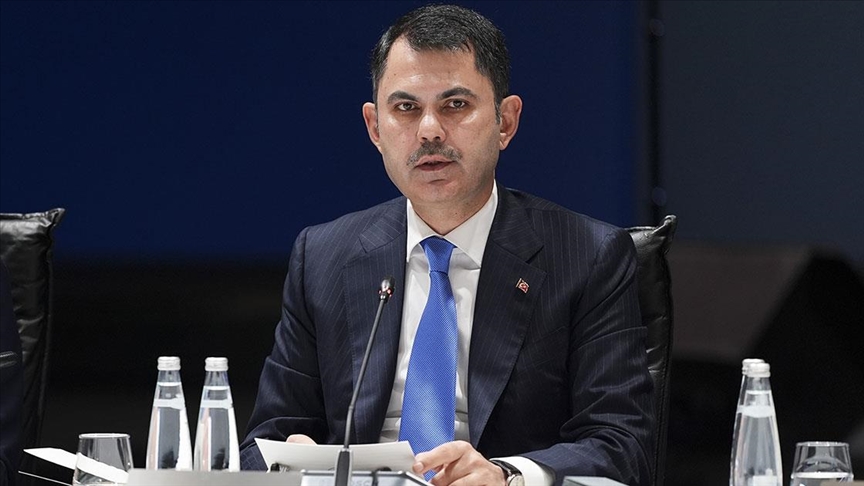 Bakan Kurum: Hepimiz el birliği yaparak çözüm geliştirme hızımızı bir an önce atık üretme hızımızın üstüne çıkarmalıyız