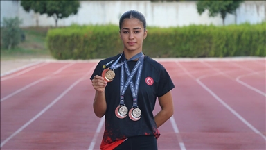 Türkiye şampiyonu milli atlet Cemile Duran, İtalya'da altın madalya hedefiyle koşacak