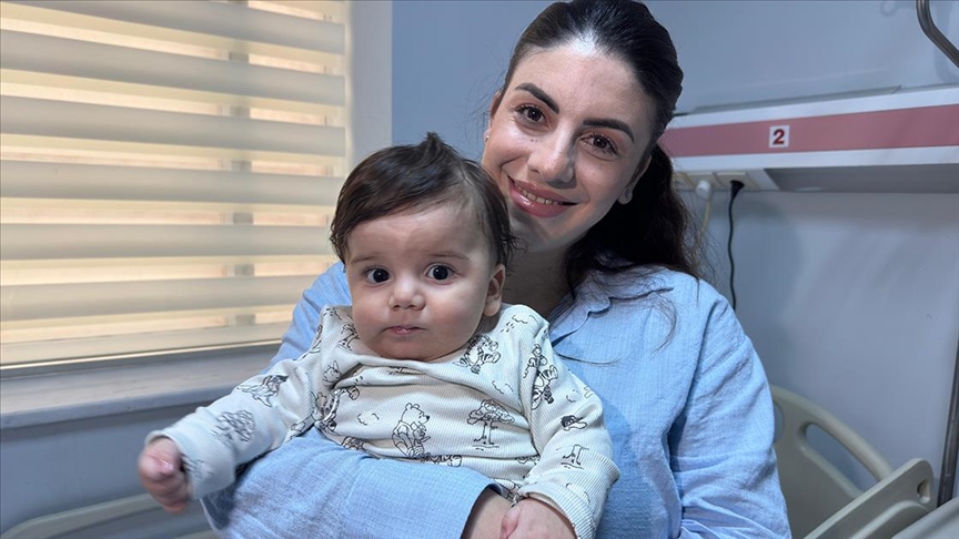 Mustafa Kayra bebek, minik kalbinde açılan "tünel"le rahat nefese kavuştu